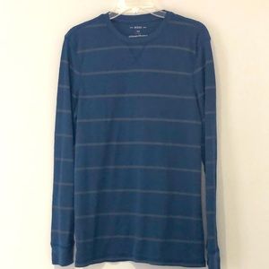 Kohl’s thermal tee long sleeves blue, gray. Size L